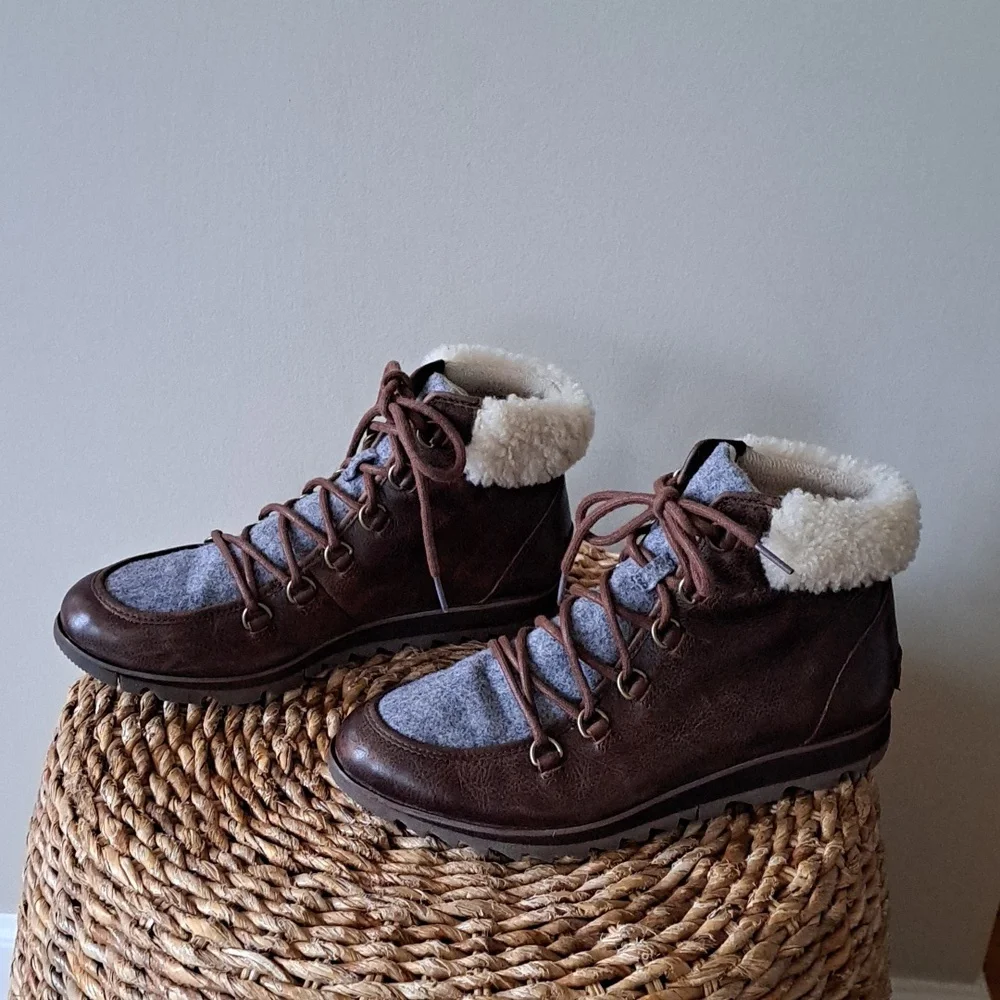 Sorel Womens Harlow Lace Cozy Brown Leather Ankle Booties Grey Felt Faux Fur 9.5